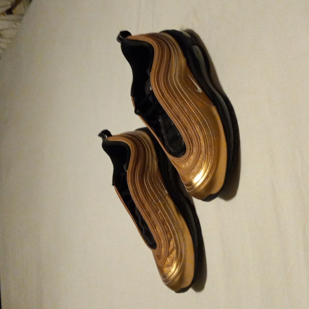 Nike Air Max Metallic Bronze Womens 10 Athletic Shoes ct1176-900